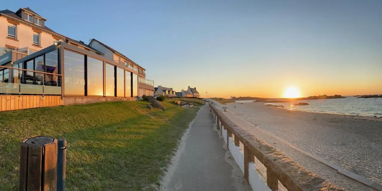 Апартаменты Studio Tregastel Plage A 20 Metres